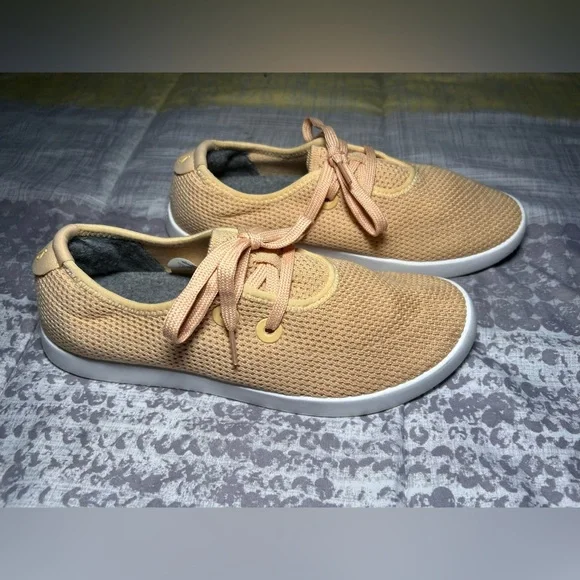 allbirds | Shoes | Allbirds Tree Skippers Mens 9 Ts Cream  display picture 3